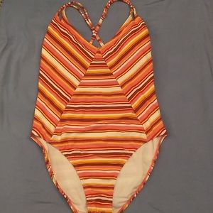 One piece swim suit